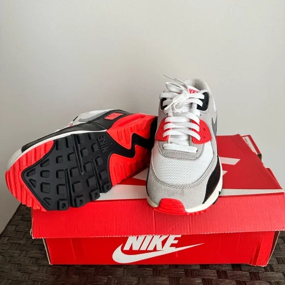 Nike - Air Max 90 - Infrared - Picture 5 of 7